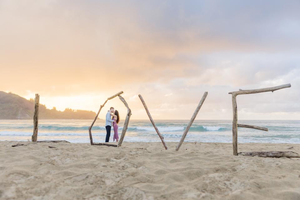 Maui Engagement Photographer