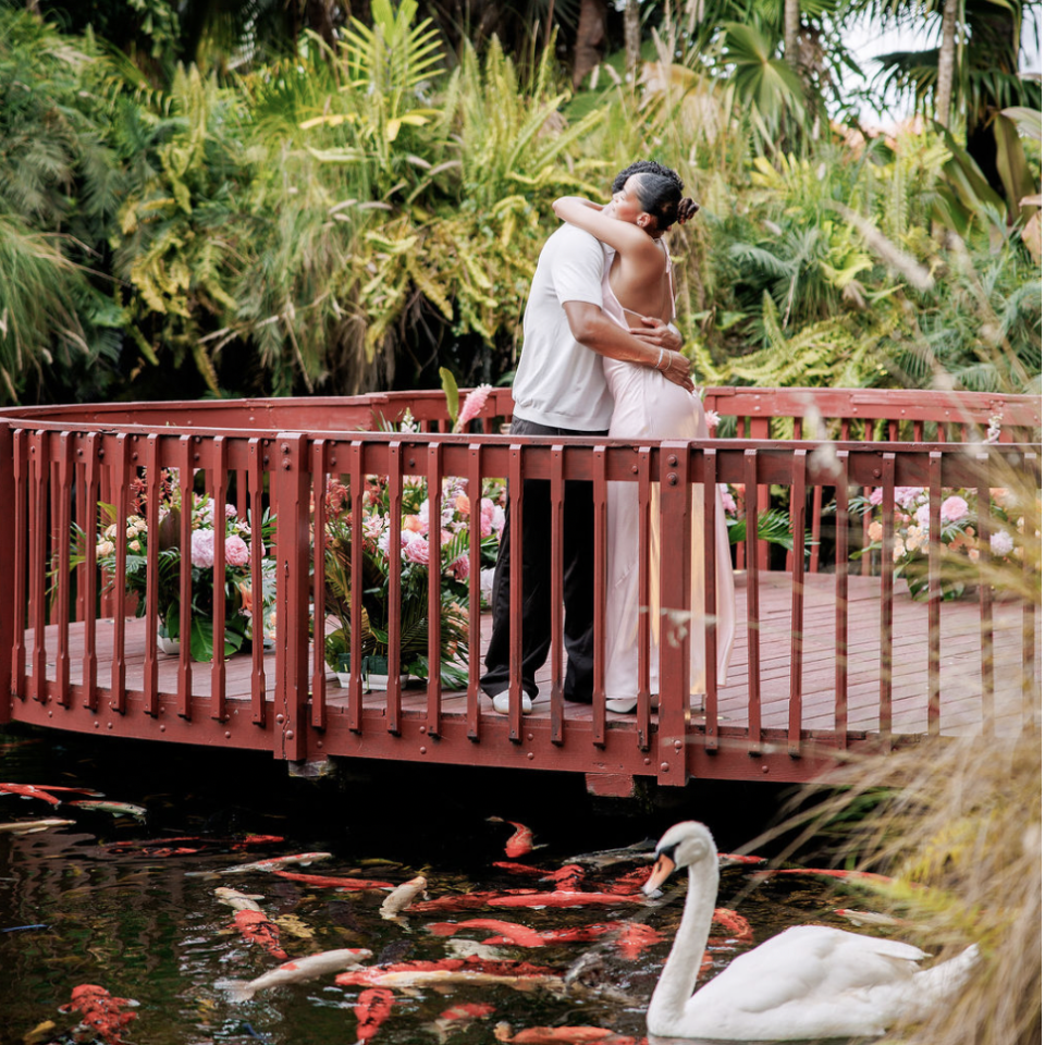 Romantic proposal photoshoot on a garden bridge in Miami