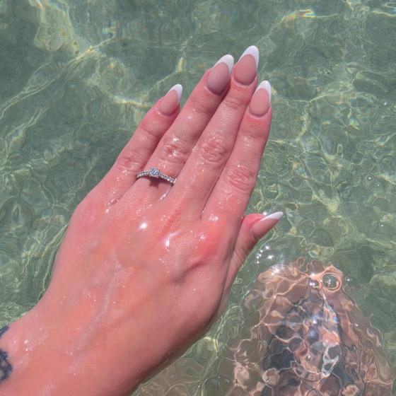 Engagement ring No. 1